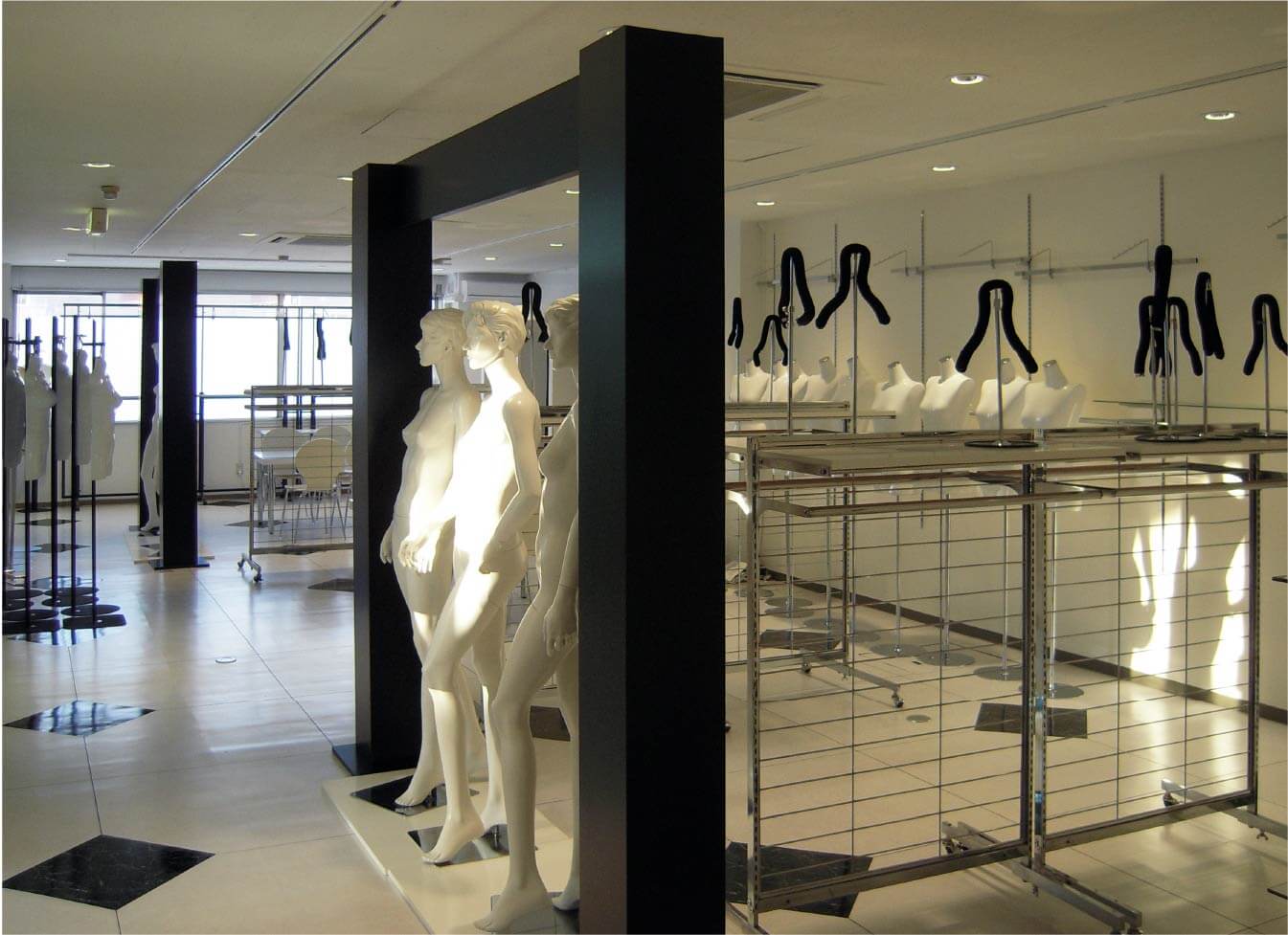 マネキンレンタル