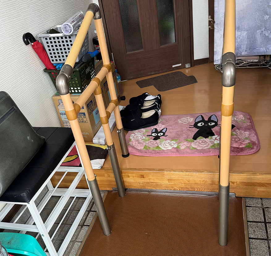 手すり上がり框昇降補助